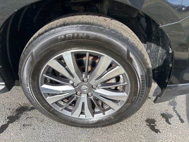 Nissan Pathfinder SL 4WD 2020