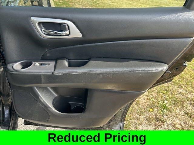 Nissan Pathfinder SL 4WD 2020