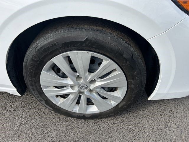 Nissan Sentra S 2024