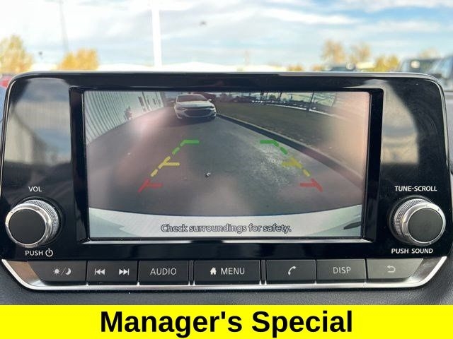 Nissan Sentra S 2024