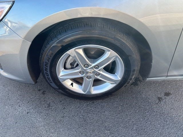 Chevrolet Malibu  2023