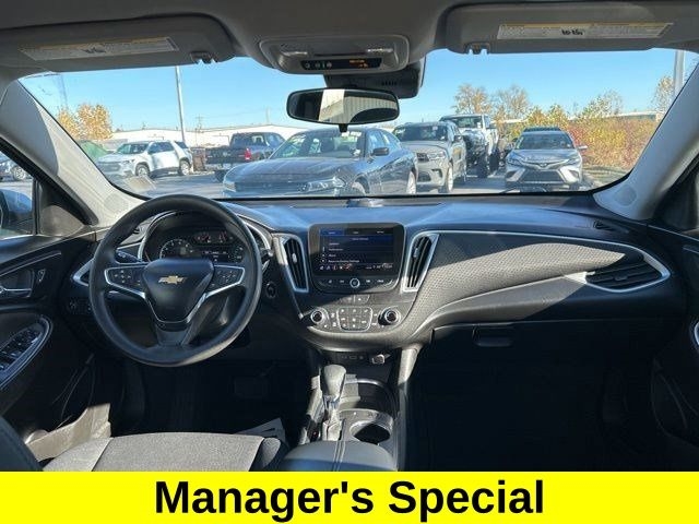 Chevrolet Malibu  2023