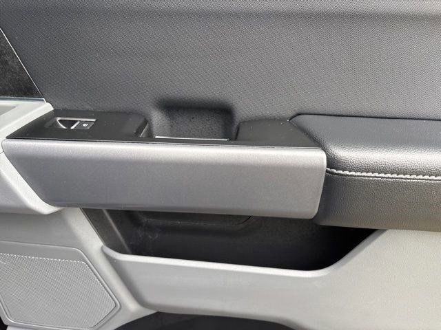 Ford F-150 XLT SuperCrew 4WD 2023