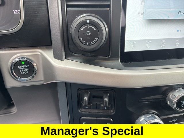 Ford F-150 XLT SuperCrew 4WD 2023