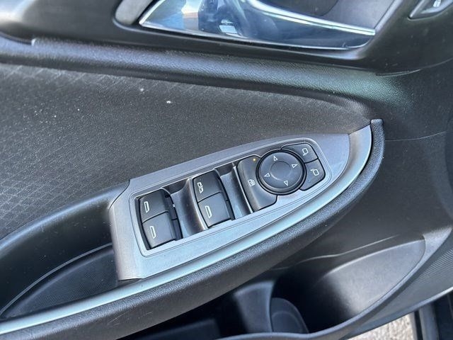 Chevrolet Malibu  2023