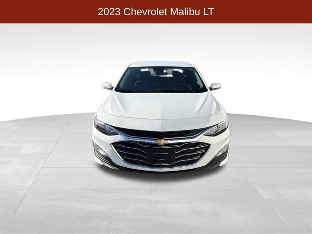 Chevrolet Malibu  2023