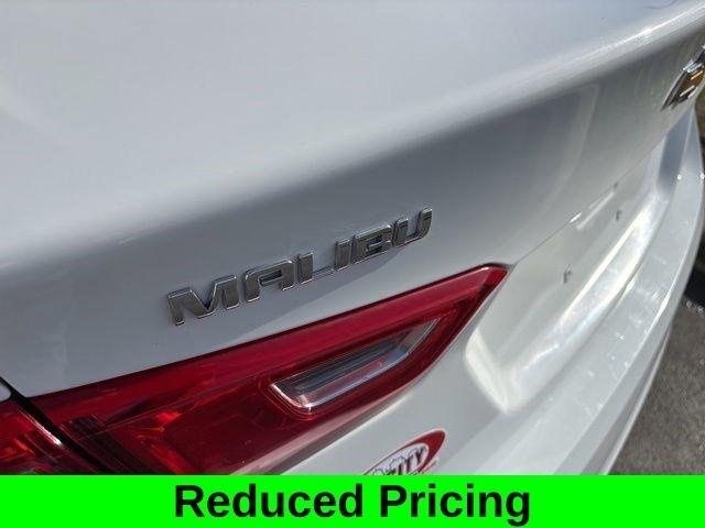 Chevrolet Malibu  2023