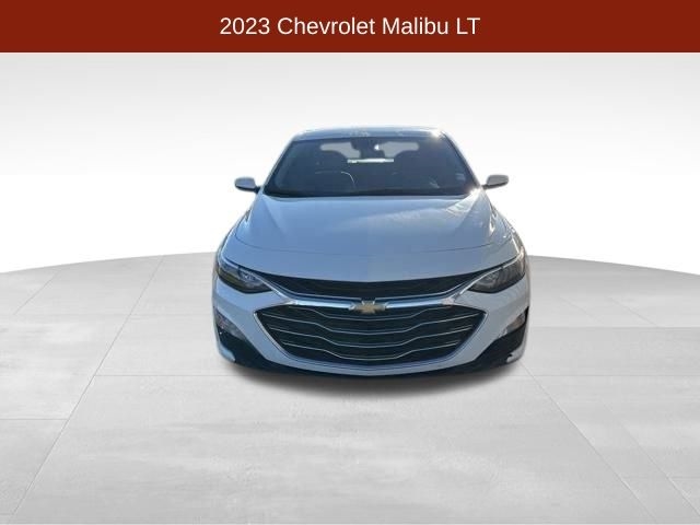 Chevrolet Malibu  2023