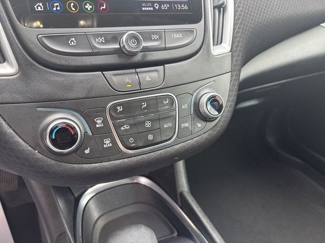 Chevrolet Malibu  2023