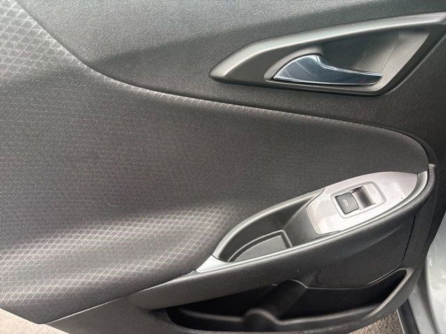 Chevrolet Malibu  2023