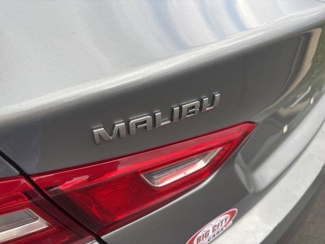 Chevrolet Malibu  2023