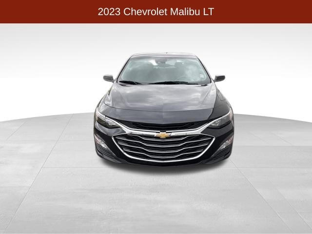 Chevrolet Malibu  2023