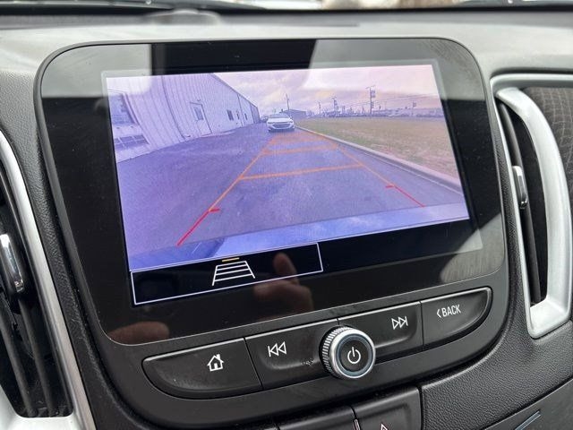 Chevrolet Malibu  2023