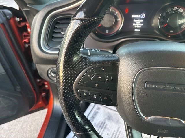 Dodge Challenger SXT 2021