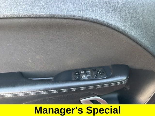 Dodge Challenger SXT 2021