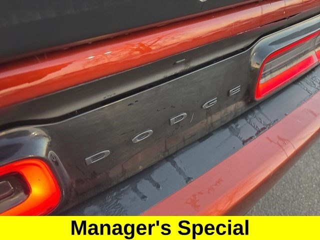 Dodge Challenger SXT 2021