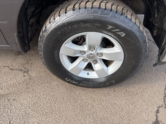 RAM 1500 Tradesman Quad Cab 4WD 2015