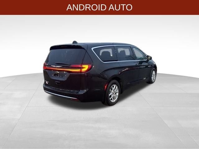 Chrysler Pacifica Touring L 2023