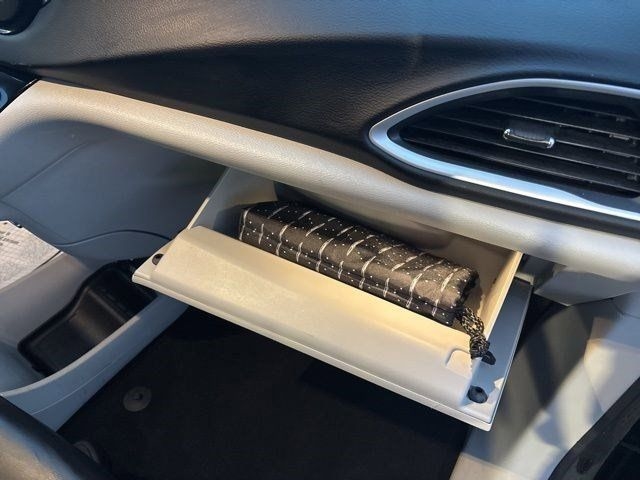 Chrysler Pacifica Touring L 2023