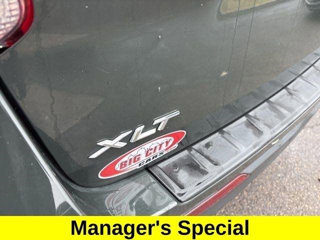 Ford Explorer XLT 4WD 2022