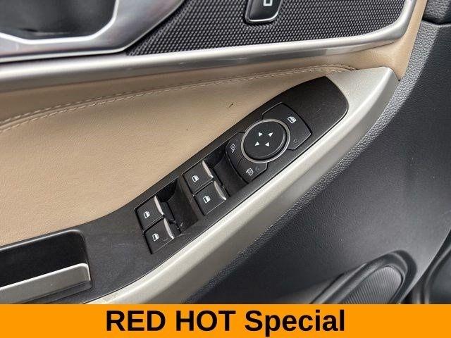 Ford Explorer XLT 4WD 2022