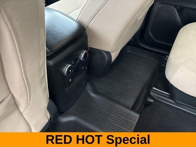 Ford Explorer XLT 4WD 2022