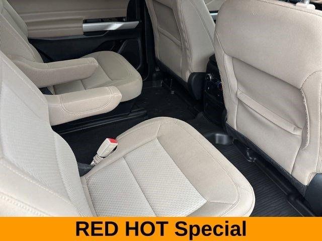 Ford Explorer XLT 4WD 2022