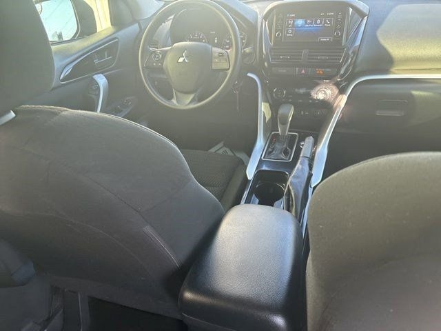 Mitsubishi Eclipse Cross  2024