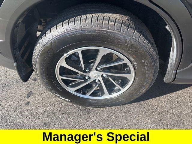 Mitsubishi Eclipse Cross  2024