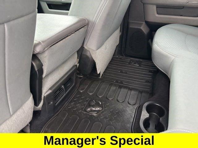 RAM 1500 SLT Crew Cab 4WD 2017