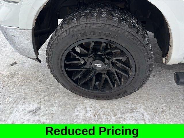 RAM 1500 SLT Crew Cab 4WD 2017