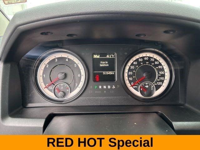 RAM 1500 SLT Crew Cab 4WD 2017