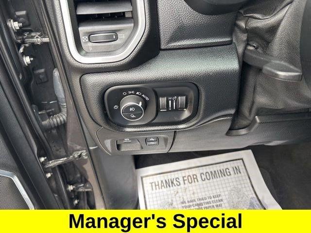 RAM 1500 Laramie Crew Cab 4WD 2020