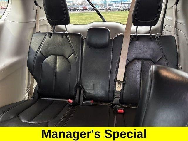 Chrysler Pacifica Hybrid Touring L 2022