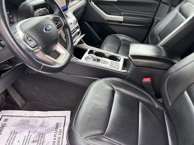 Ford Explorer XLT 2022