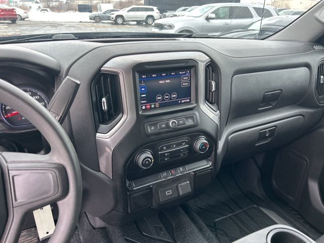 Chevrolet Silverado 1500 Custom Crew Cab 4WD 2020