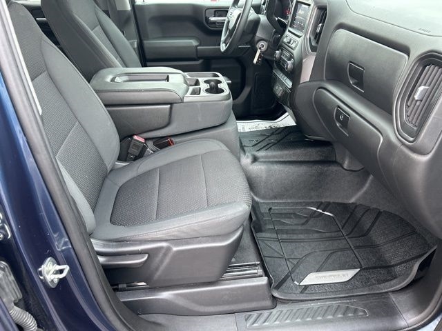 Chevrolet Silverado 1500 Custom Crew Cab 4WD 2020