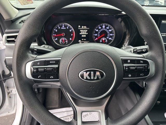 Kia K5 LXS 2021