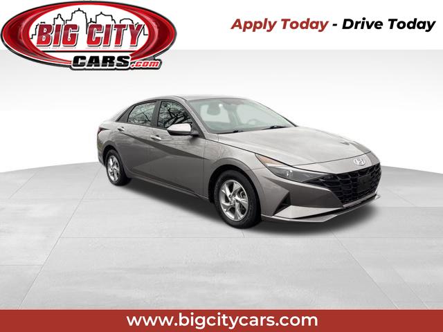 2023 Hyundai Elantra SE