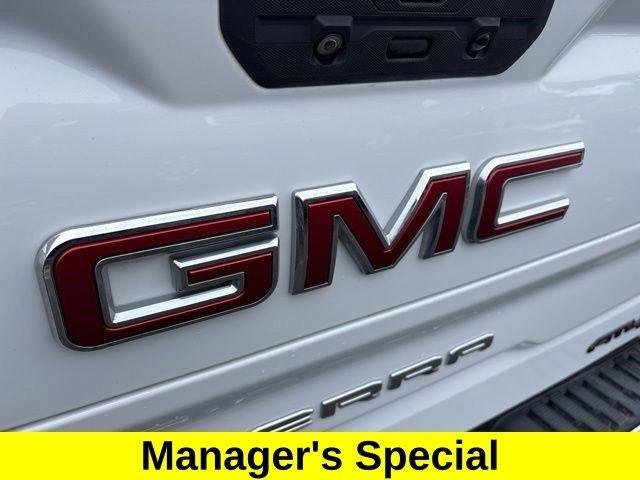 GMC Sierra 1500 AT4 Crew Cab 4WD 2020