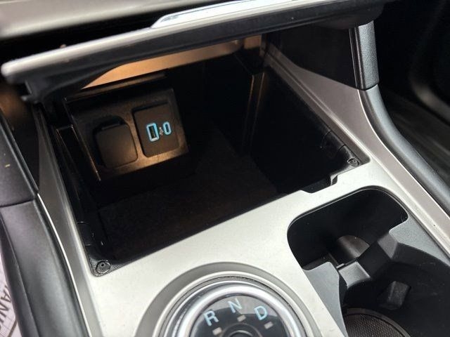 Ford Explorer XLT 4WD 2022