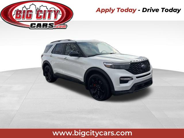 2021 Ford Explorer ST's photo