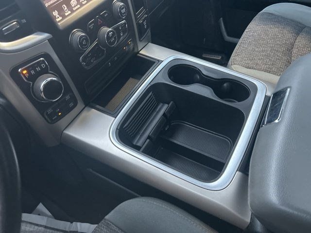 RAM 1500 Big Horn Crew Cab 4WD 2017