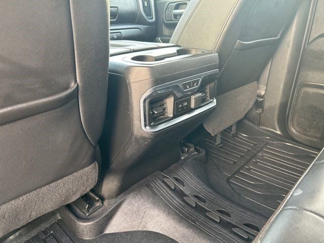 GMC Sierra 1500 AT4 Crew Cab 4WD 2020