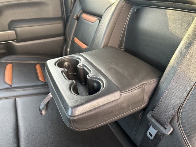 GMC Sierra 1500 AT4 Crew Cab 4WD 2020