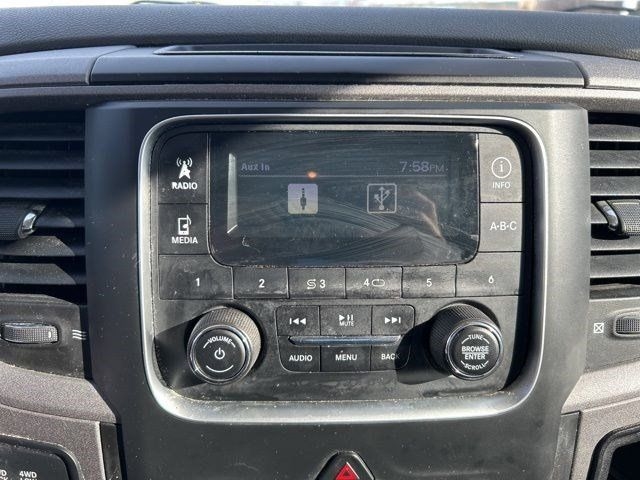 RAM 1500 Classic Tradesman Crew Cab SWB 4WD 2019