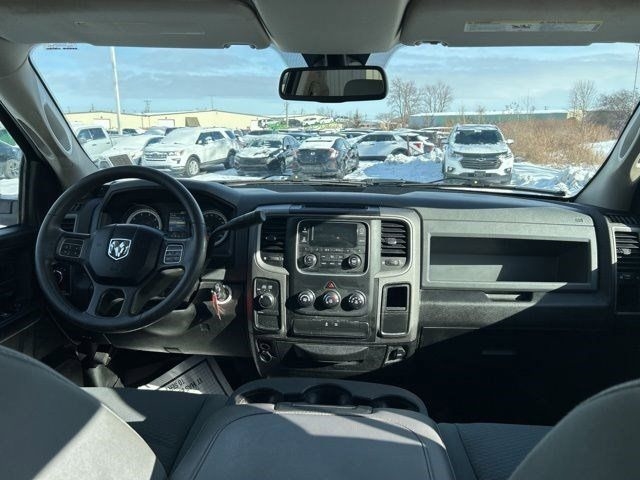 RAM 1500 Classic Tradesman Crew Cab SWB 4WD 2019