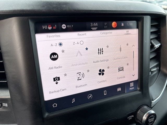 RAM 1500 Big Horn Crew Cab SWB 4WD 2022