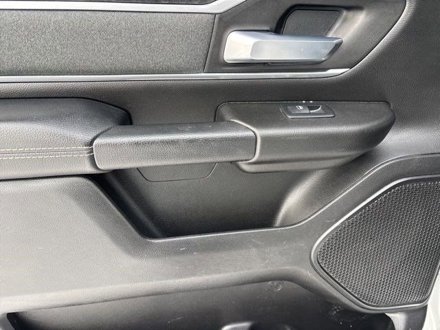 RAM 1500 Big Horn Crew Cab SWB 4WD 2022