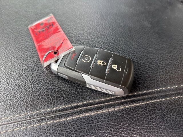 RAM 1500 Big Horn Crew Cab SWB 4WD 2022